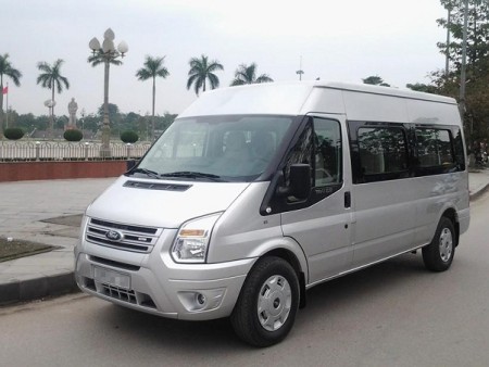 Đưa đón sân bay xe 16 chỗ thumb