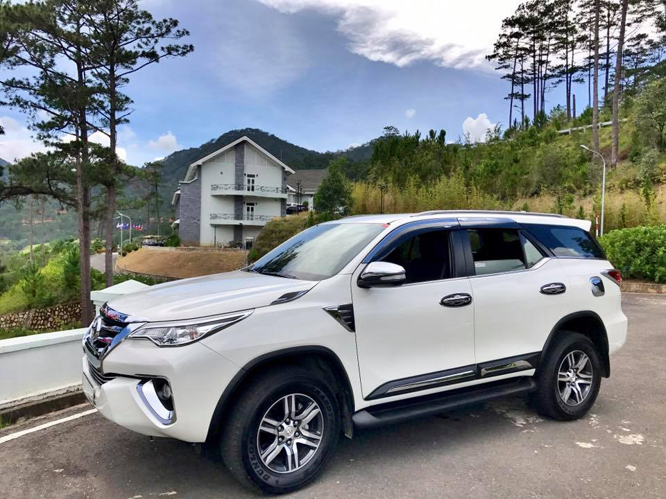 Đưa đón sân bay xe 7 chỗ