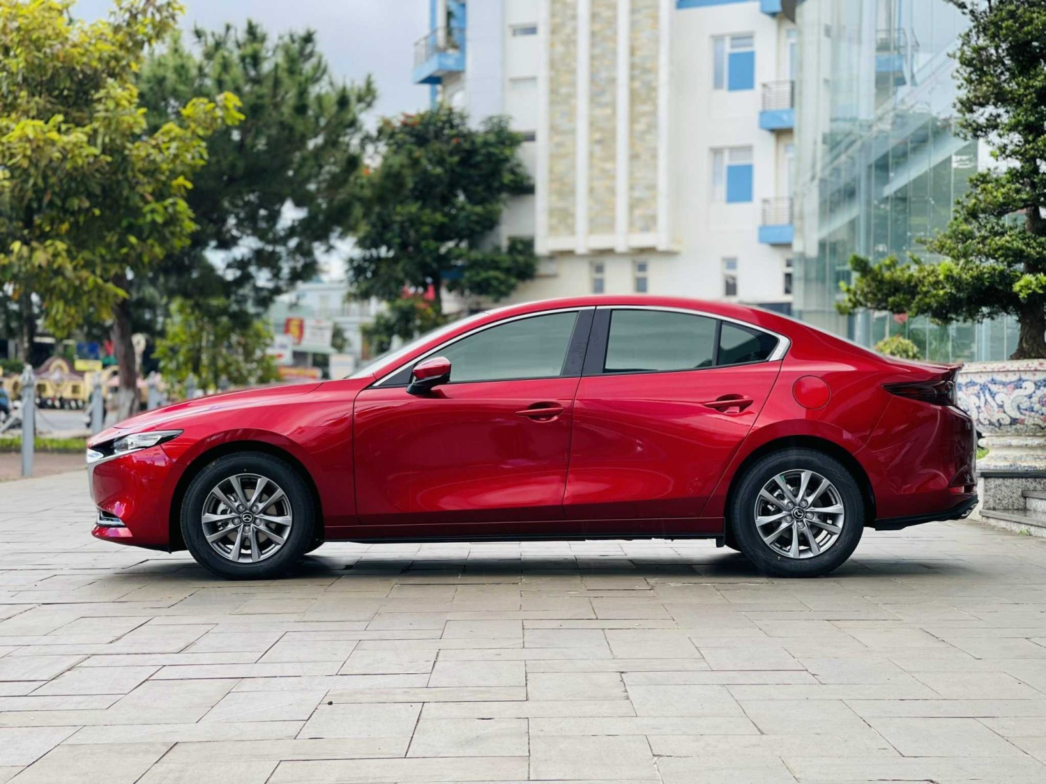 Đưa đón sân bay xe 4 chỗ